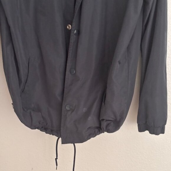 Great Condition - OBEY Men windbreaker jacket. Size Small - Picture 4 of 4